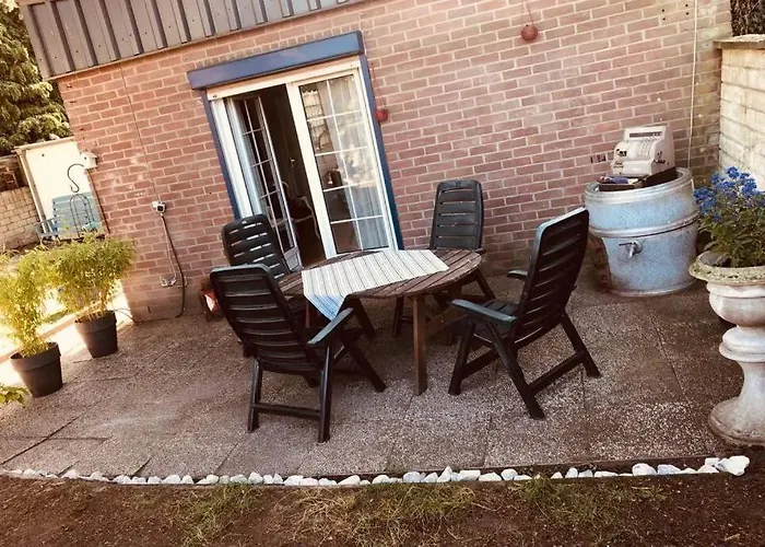 Haus Im Garten „Zentral Und Doch Sehr Ruhig“
